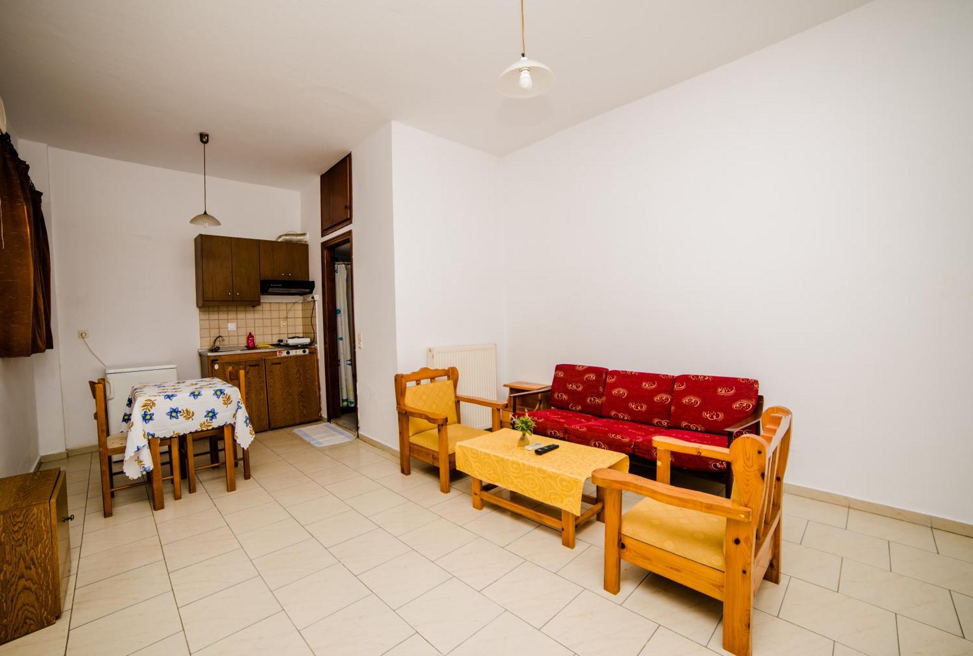 Erato Hotel Apartments Ретимно Экстерьер фото