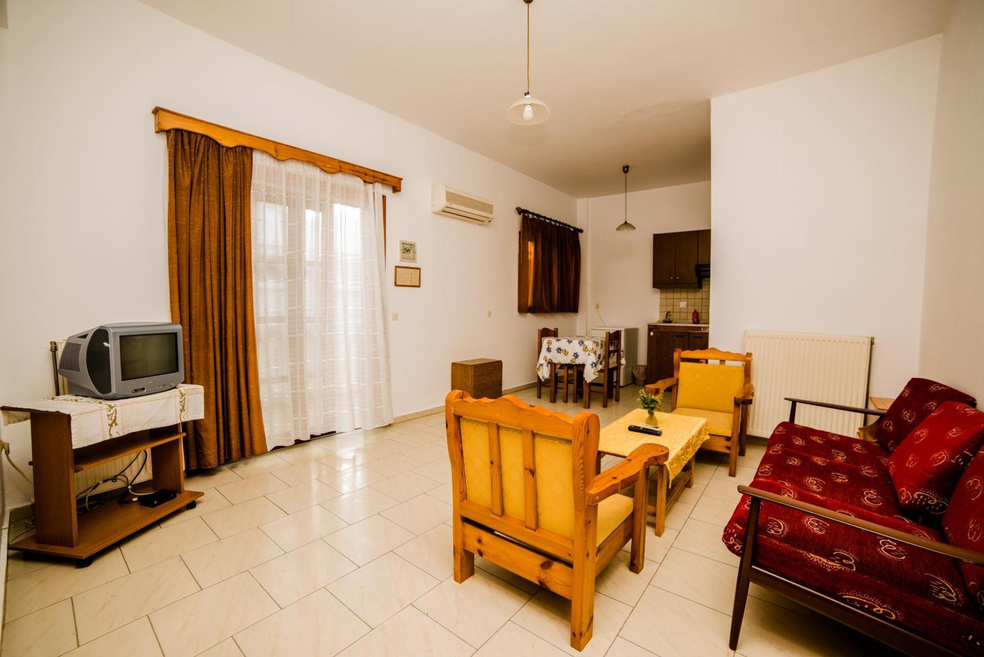 Erato Hotel Apartments Ретимно Экстерьер фото