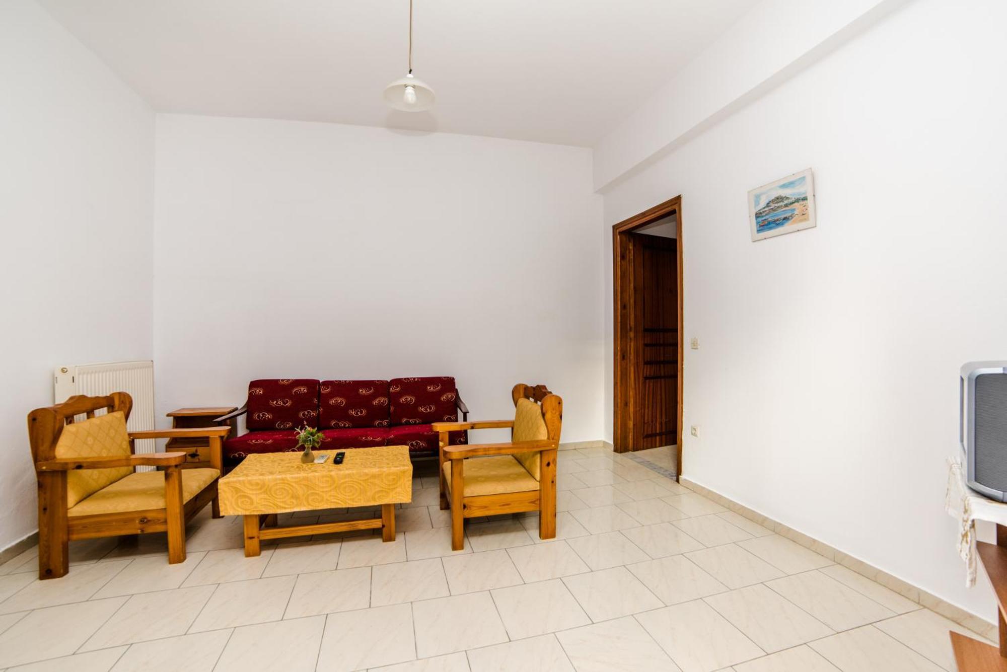Erato Hotel Apartments Ретимно Экстерьер фото