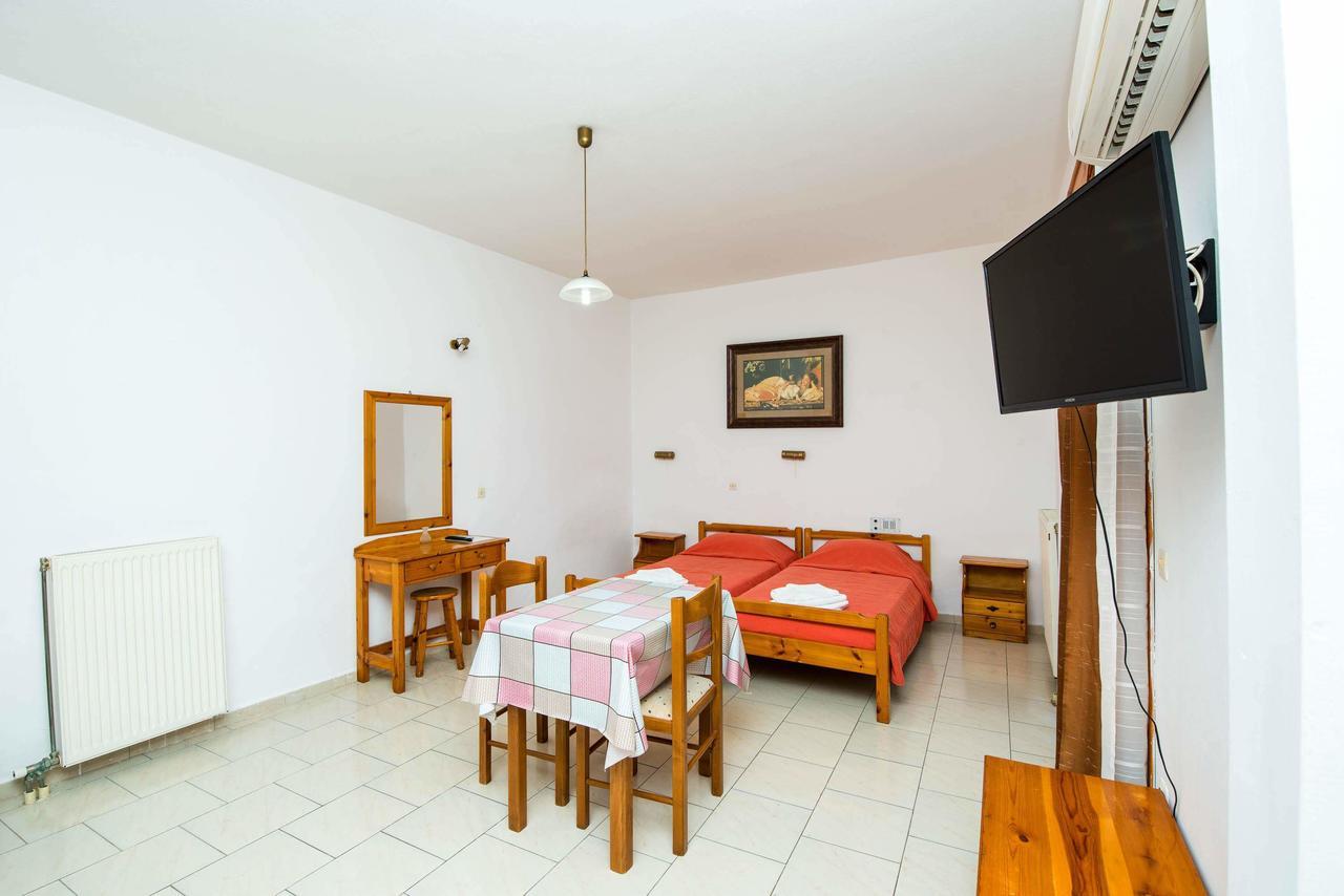 Erato Hotel Apartments Ретимно Экстерьер фото
